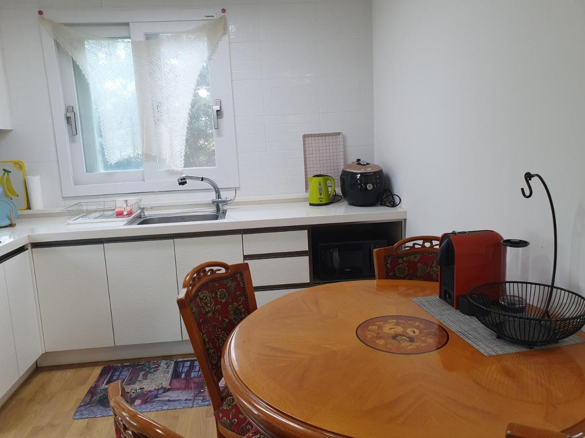 Jeju Bada Wi Olle Pension Seogwipo Esterno foto